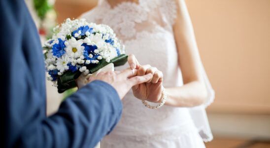 Cum să îți îngrijești și să îți păstrezi rochia de mireasă după nuntă