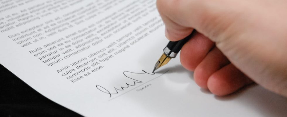 Ce trebuie să verifici într-un contract de închiriere ca persoană fizică