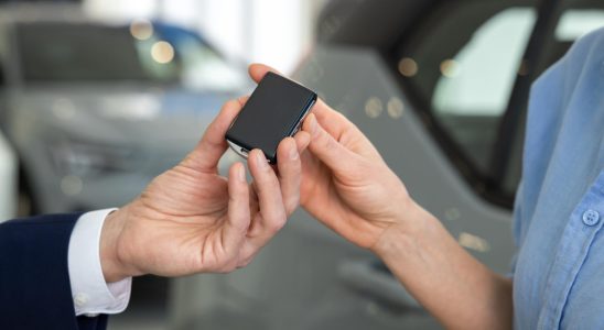 verificarea disponibilității unei mașini